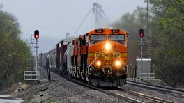 3 Early K5HL SS For the BNSF ES44DC and KCS ES44AC