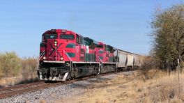 SS Raised Letter K5LLA For the FXE SD70ACE and SS Narrow Font K5HL 2 Piece 1L For the FXE ES44AC
