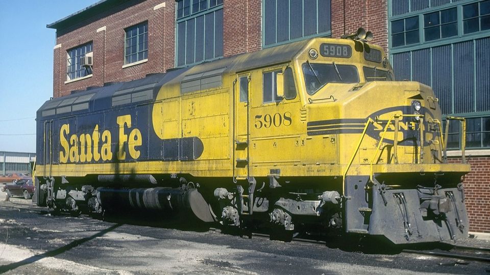 Santa Fe EMD F45 #5908 #5911, #5919, #5921, #5928 & #5931 Searchlight ...