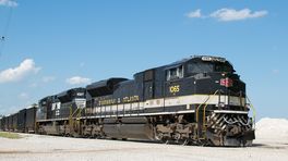 SS 2 K5LLs for the NS Heritage SD70ACE and UP SD70ACE