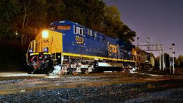 SS CSX ET44AH 3310 Narrow Front Square Tag K5LA 