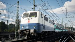 DB BR 111  111 074-1 in Blue-Beige (Blau-Beige) Reskin (SHB)