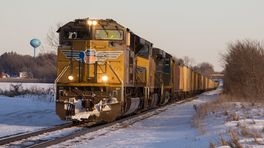 2 SS Narrow Font K5LLA 1PC 1L For the UP SD70ACE and CN SD70M-2