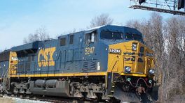 SS CSXT ES44DC 5284 Raised Letter K5HLB